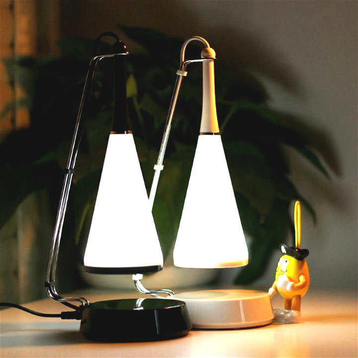 创意时尚音乐小台灯